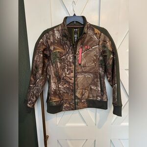 Under Armour UA Storm Women’s Camo Realtree Jacket. Medium
